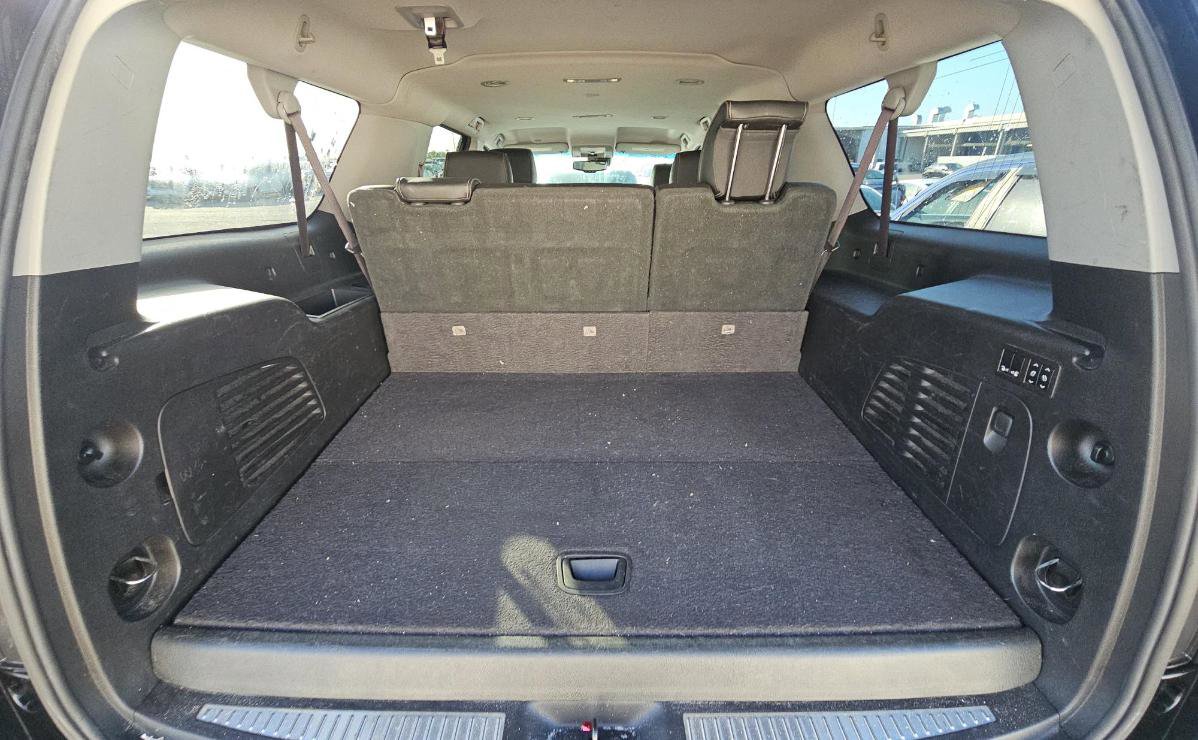 Used 2017 GMC Yukon XL Denali image 14