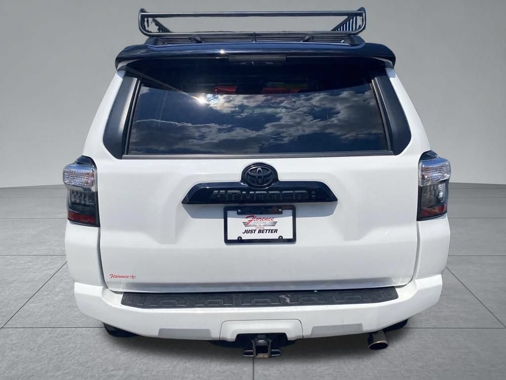 Used 2021 Toyota 4Runner Venture w/ Moonroof Package AWD/4WD image 11