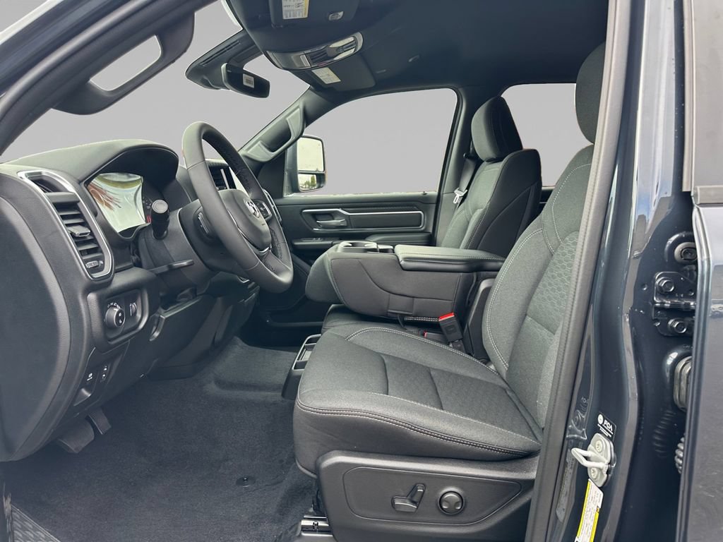 New 2026 RAM 1500 Big Horn AWD/4WD image 11