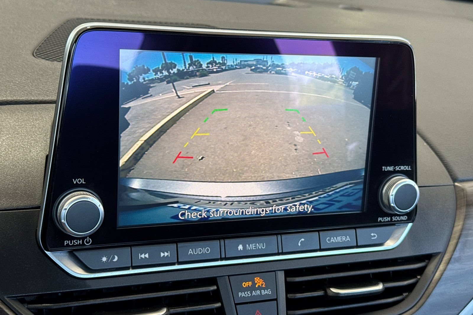 Used 2025 Nissan Altima 2.5 SV FWD image 18