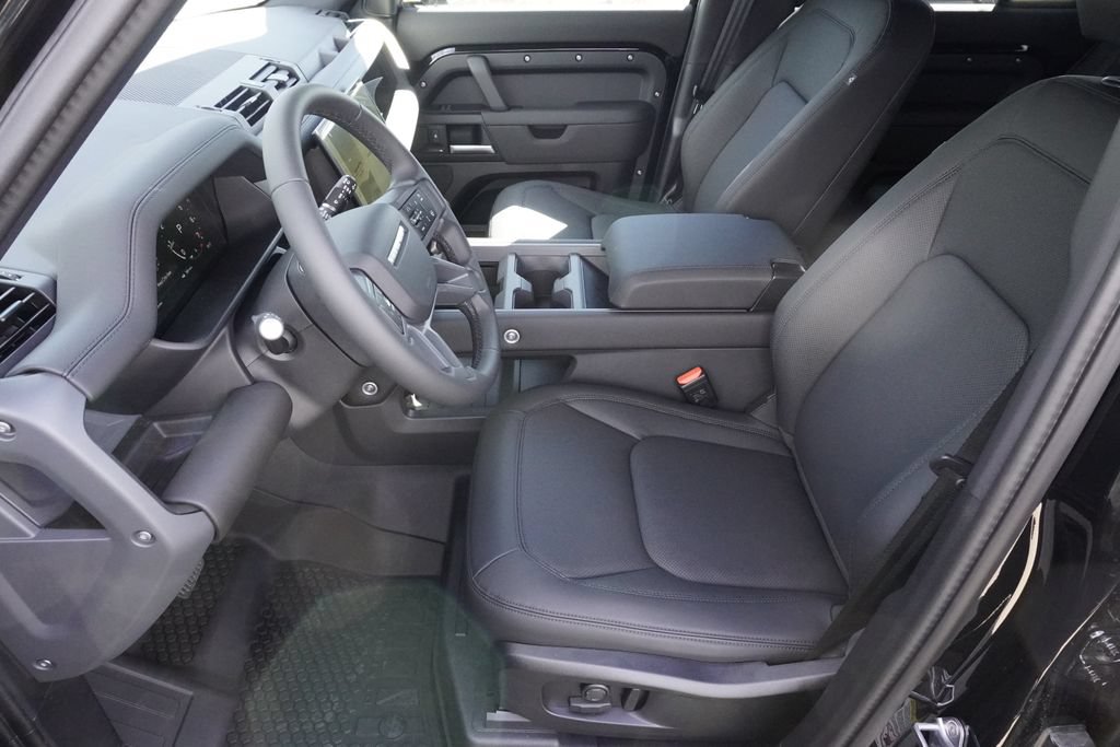 New 2026 Land Rover Defender 110 S AWD/4WD image 19