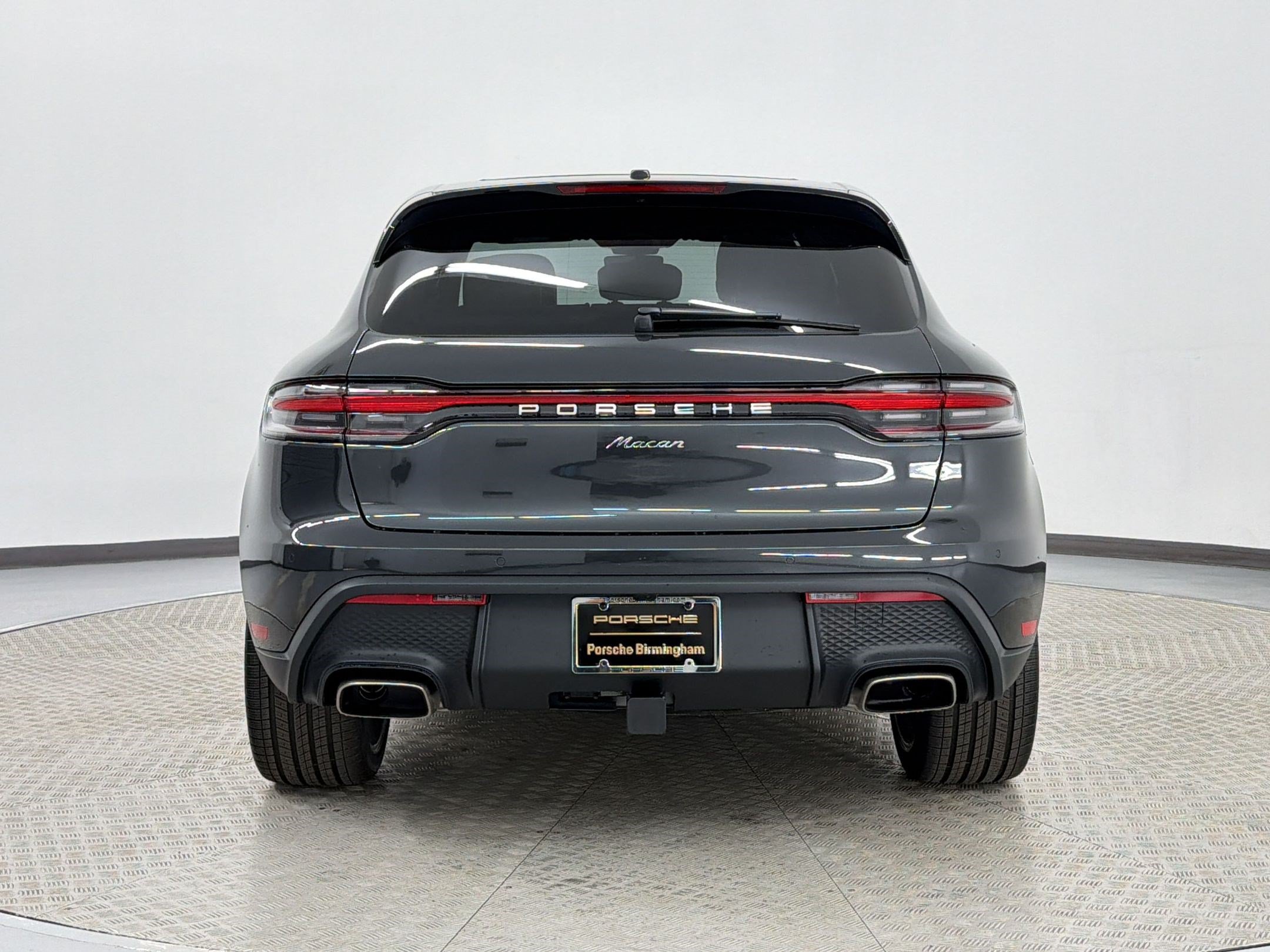 New 2026 Porsche Macan AWD/4WD image 10