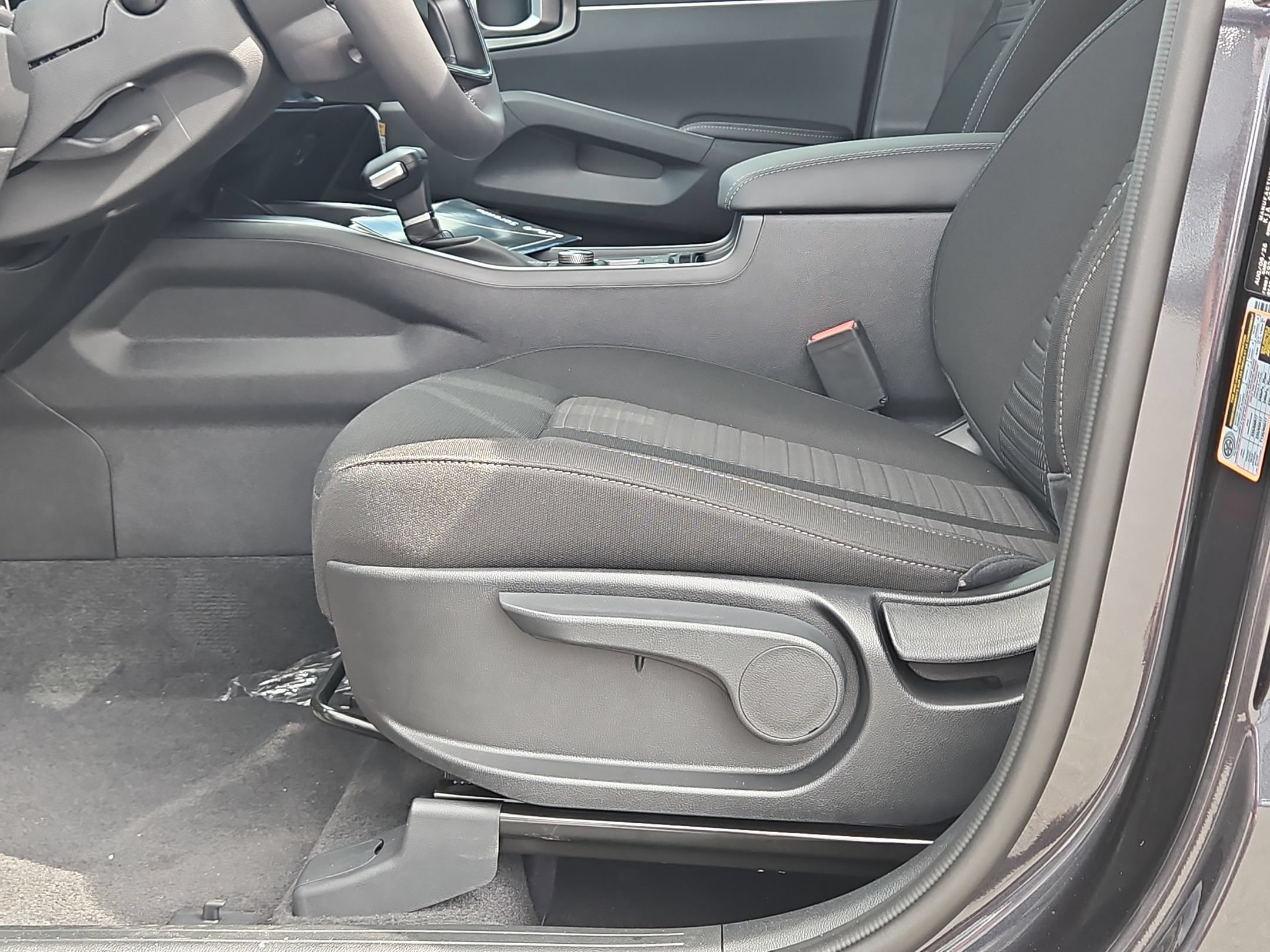 New 2026 Kia Sorento LX FWD image 18
