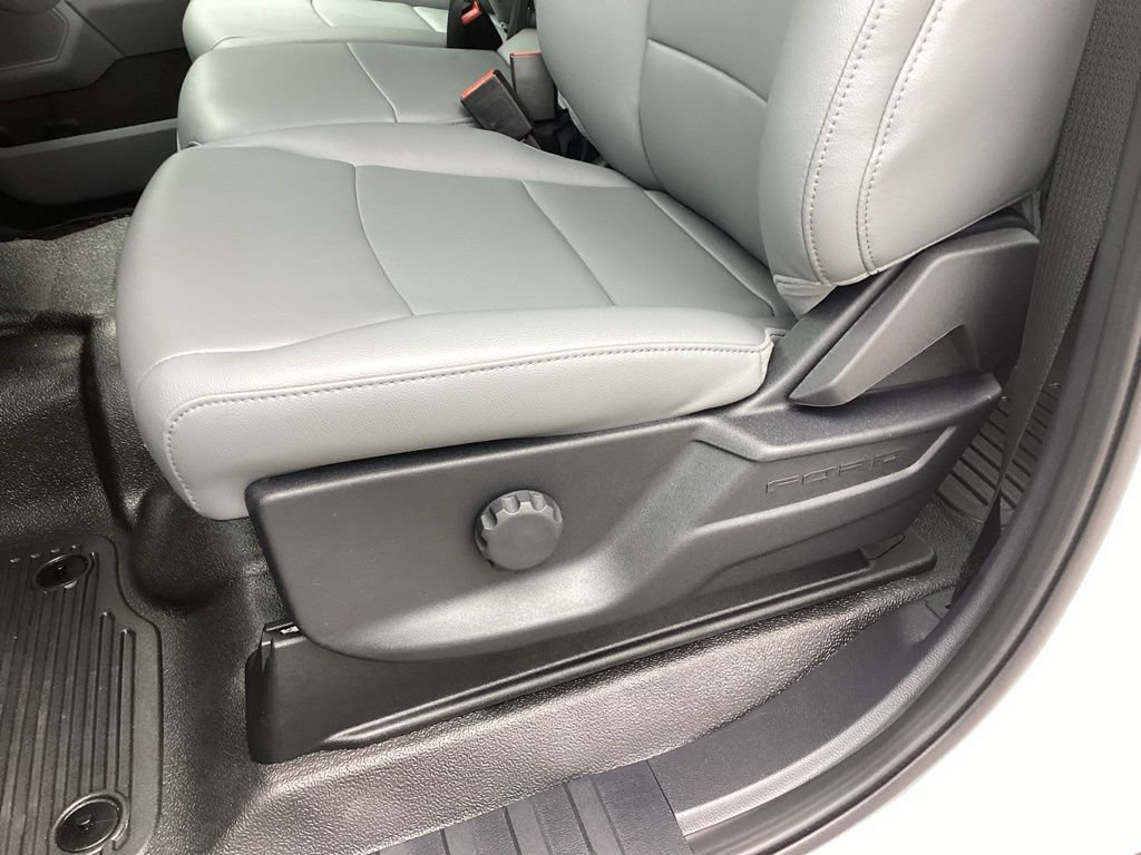 New 2026 Ford F350 XL AWD/4WD image 35
