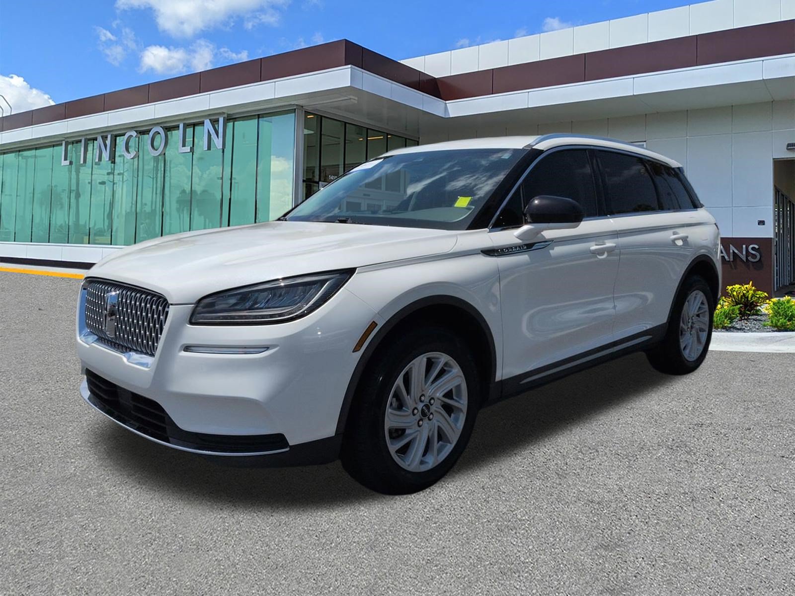 Certified 2020 Lincoln Corsair FWD image 9
