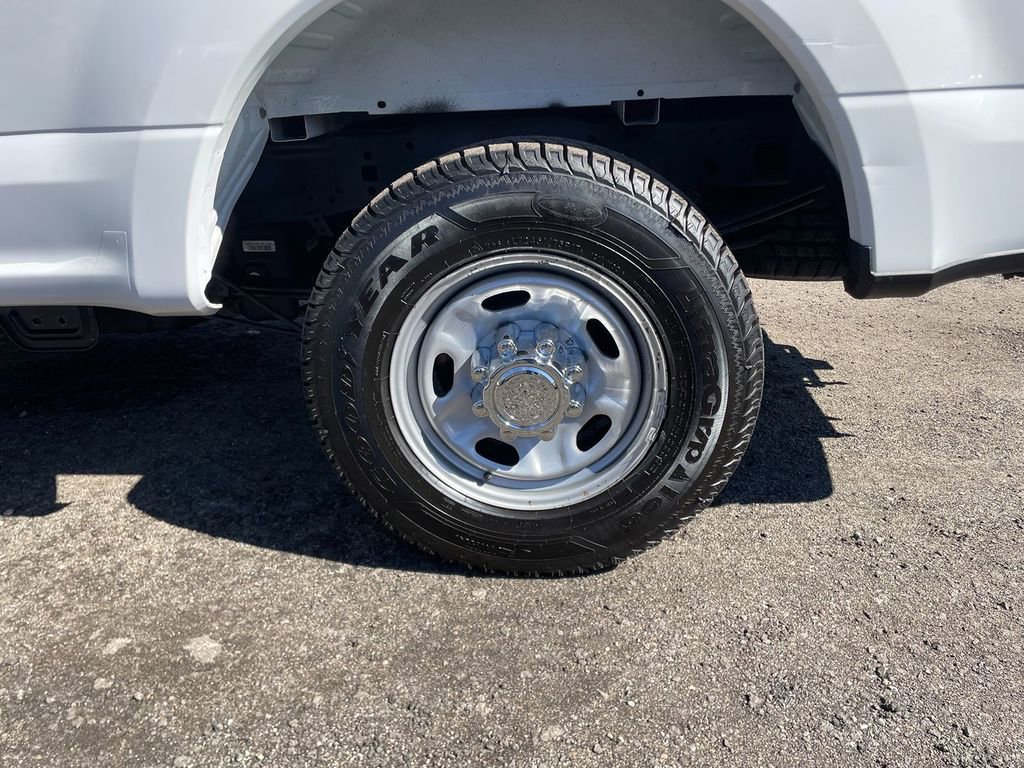 Used 2019 Ford F250 XL w/ Power Equipment Group image 28