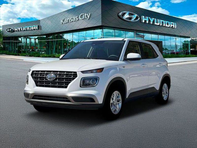 New 2026 Hyundai Venue SE