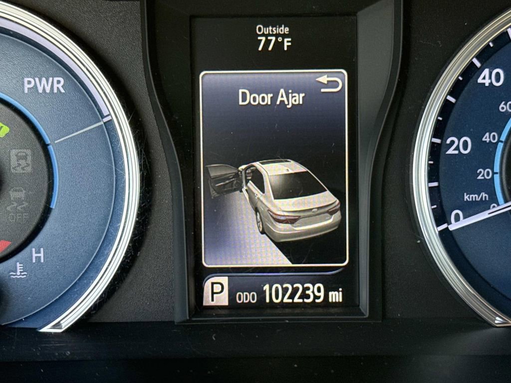 Used 2016 Toyota Camry LE FWD image 41