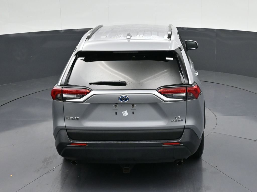 Used 2022 Toyota RAV4 LE image 21
