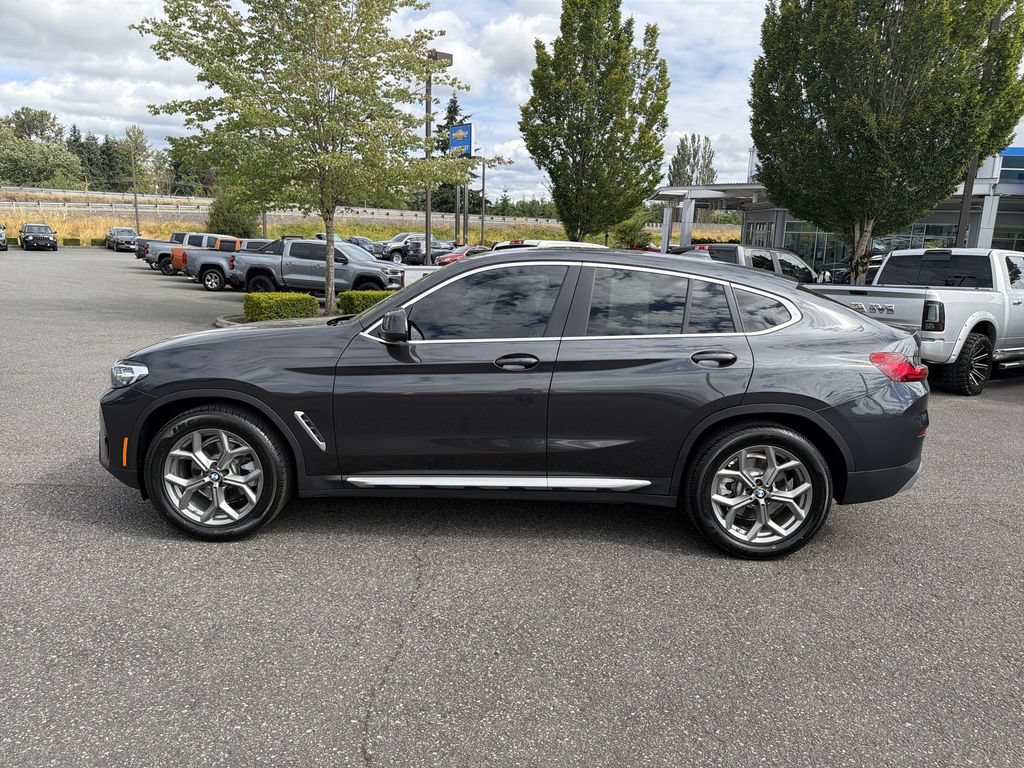 Used 2022 BMW X4 xDrive30i AWD/4WD image 6