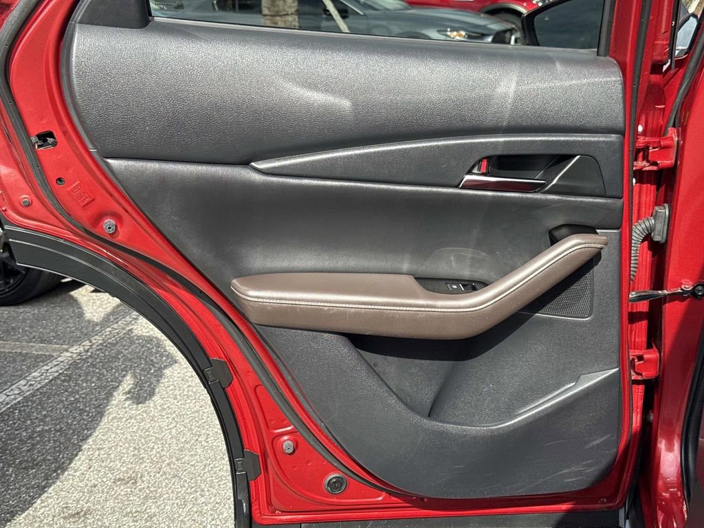 Used 2020 MAZDA CX-30 AWD w/ Premium Package image 13