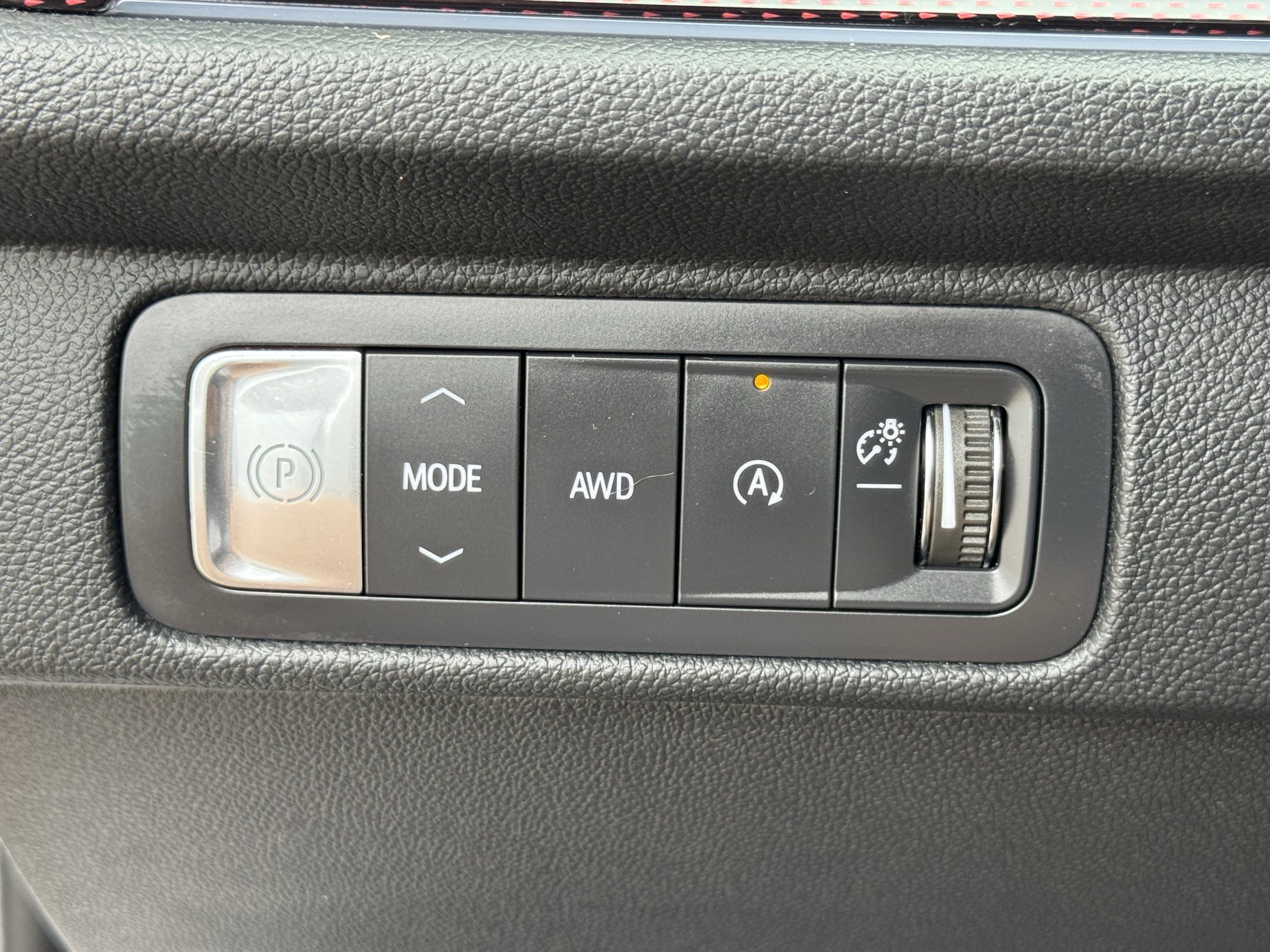 Used 2024 Chevrolet Traverse RS AWD/4WD image 25