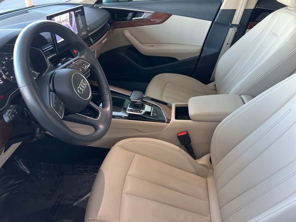 Used 2023 Audi A4 2.0T Premium w/ Convenience Package image 17