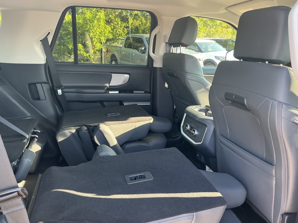 New 2026 Ford Expedition Active AWD/4WD image 21