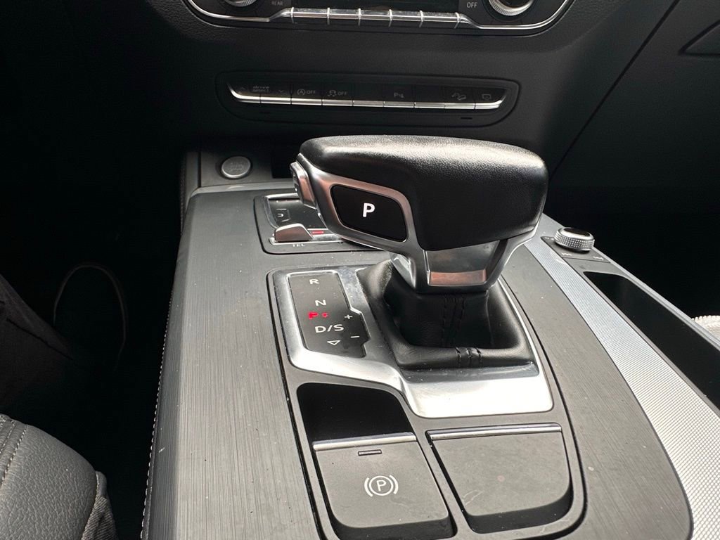 Used 2019 Audi Q5 2.0T Premium Plus w/ Premium Plus Package image 7