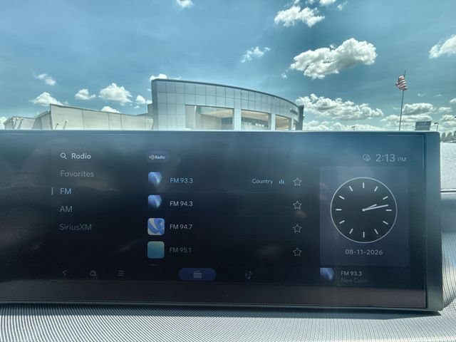 Used 2025 Hyundai Sonata SEL FWD image 16