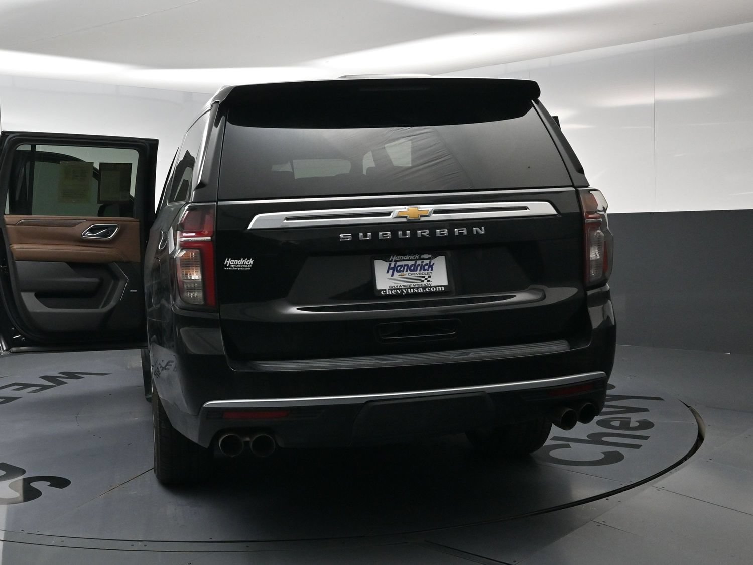 Used 2021 Chevrolet Suburban High Country AWD/4WD image 28