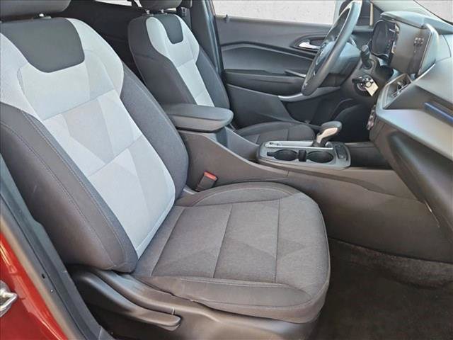 Used 2024 Chevrolet Trax LS FWD image 19