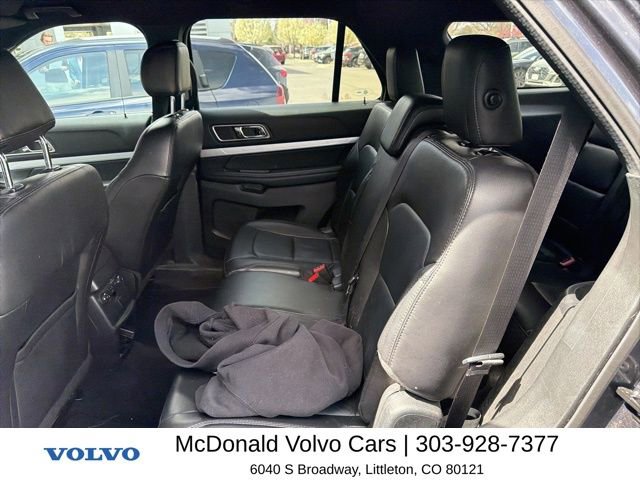 Used 2017 Ford Explorer XLT w/ Equipment Group 202A image 11