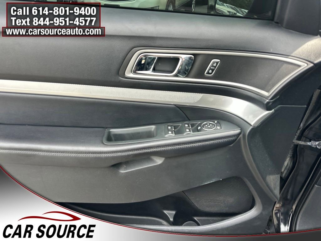 Used 2016 Ford Explorer XLT w/ Equipment Group 202A AWD/4WD image 10