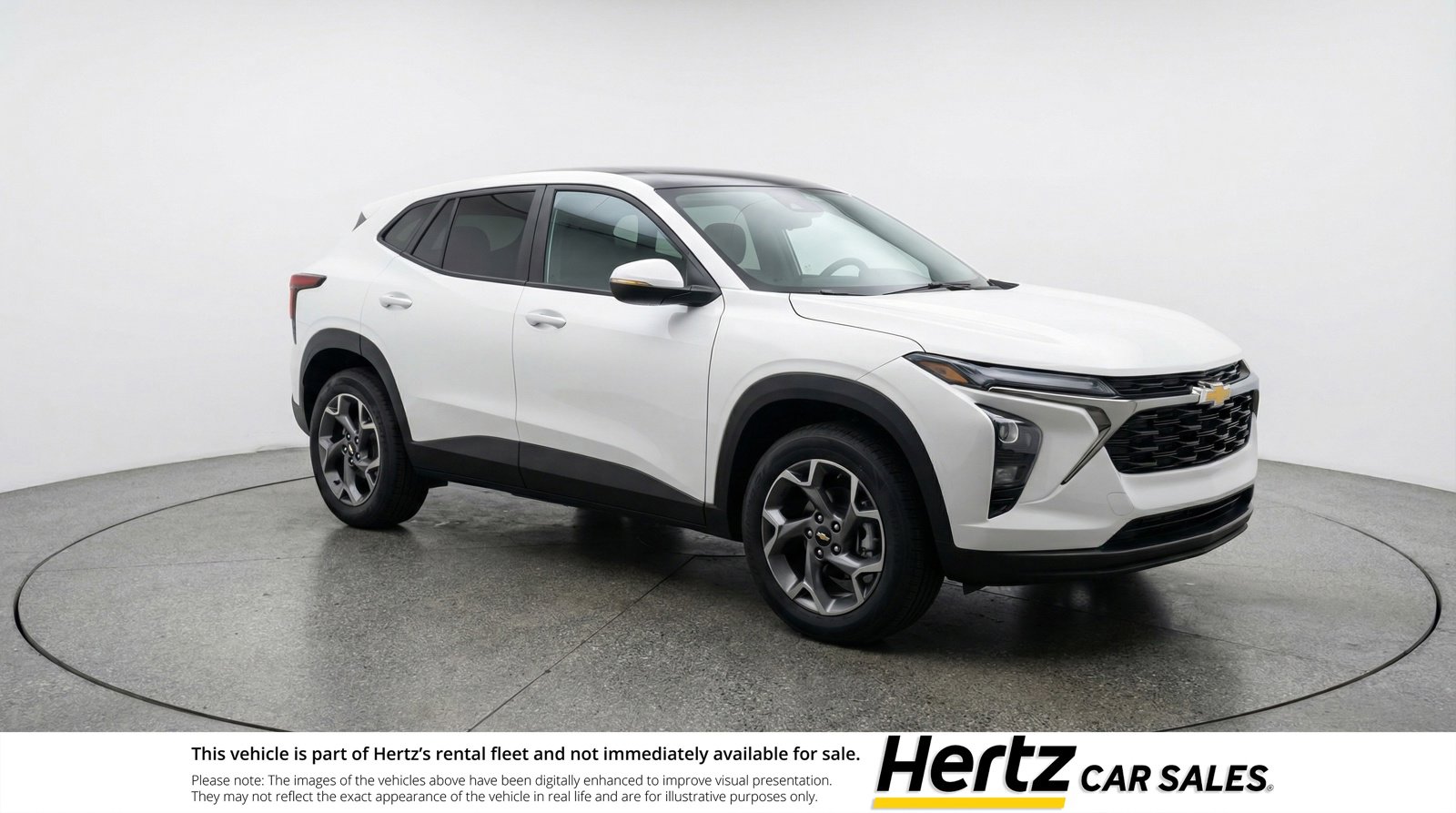 Used 2025 Chevrolet Trax LT image 1