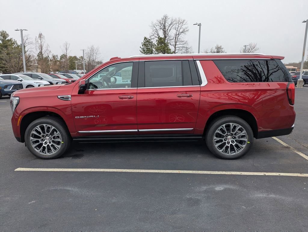 New 2026 GMC Yukon XL Denali w/ Sun & Power Step Package image 5