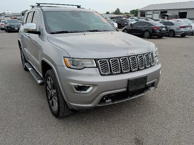 Used 2017 Jeep Grand Cherokee Overland w/ Jeep Active Safety Group AWD/4WD image 13