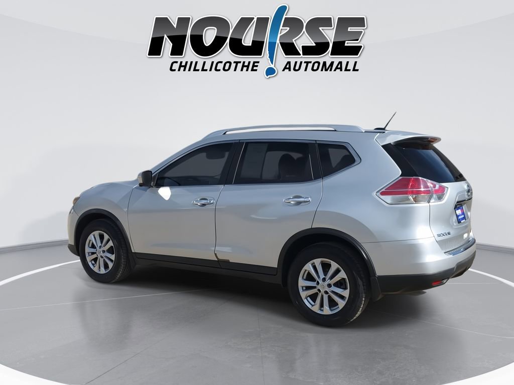 Used 2015 Nissan Rogue SV w/ SV Premium Package image 6