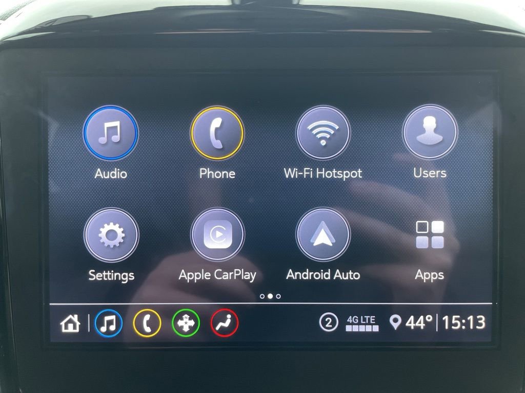 Used 2021 Chevrolet Traverse LT image 18