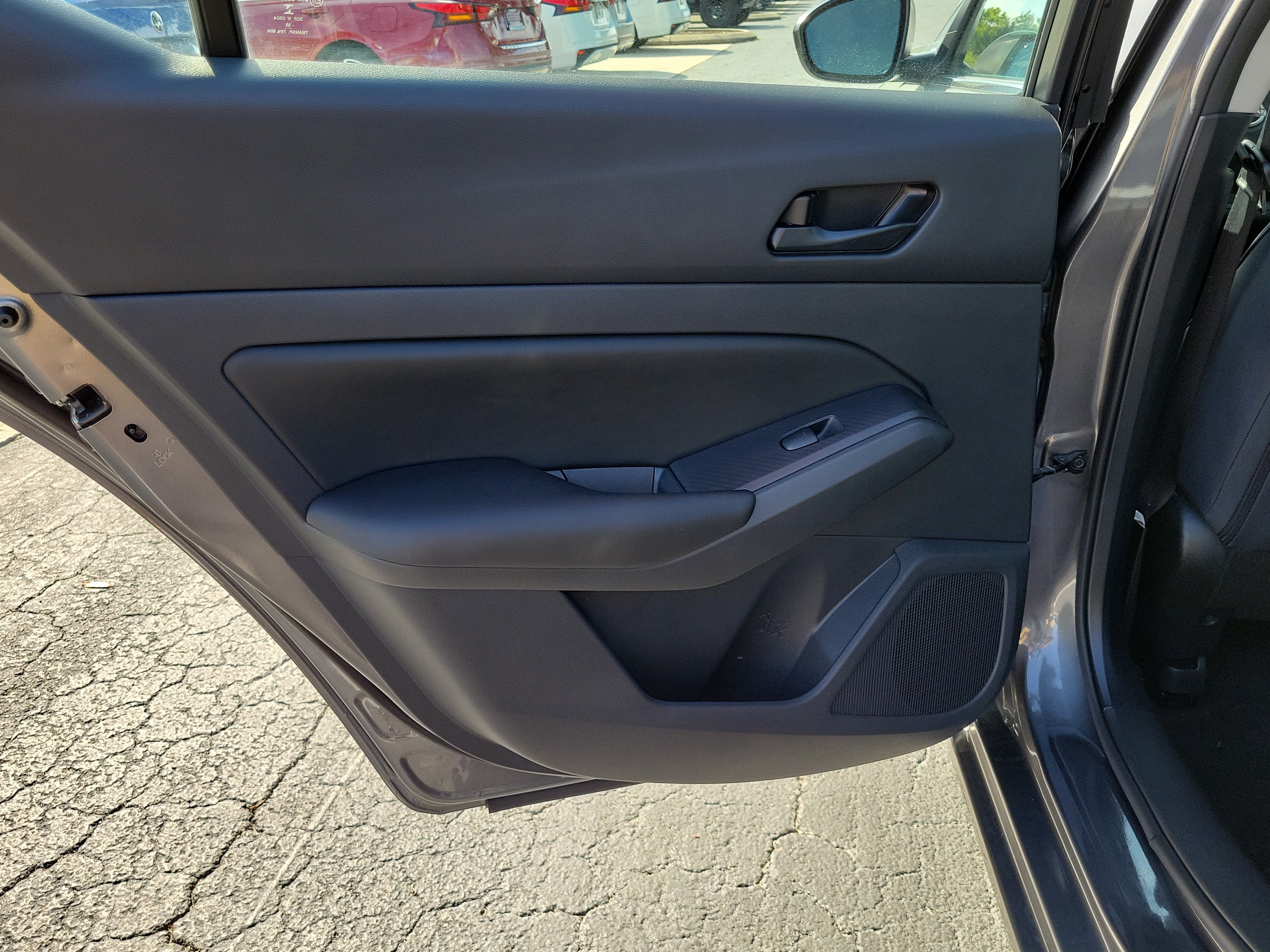 Certified 2025 Nissan Altima 2.5 S FWD image 10