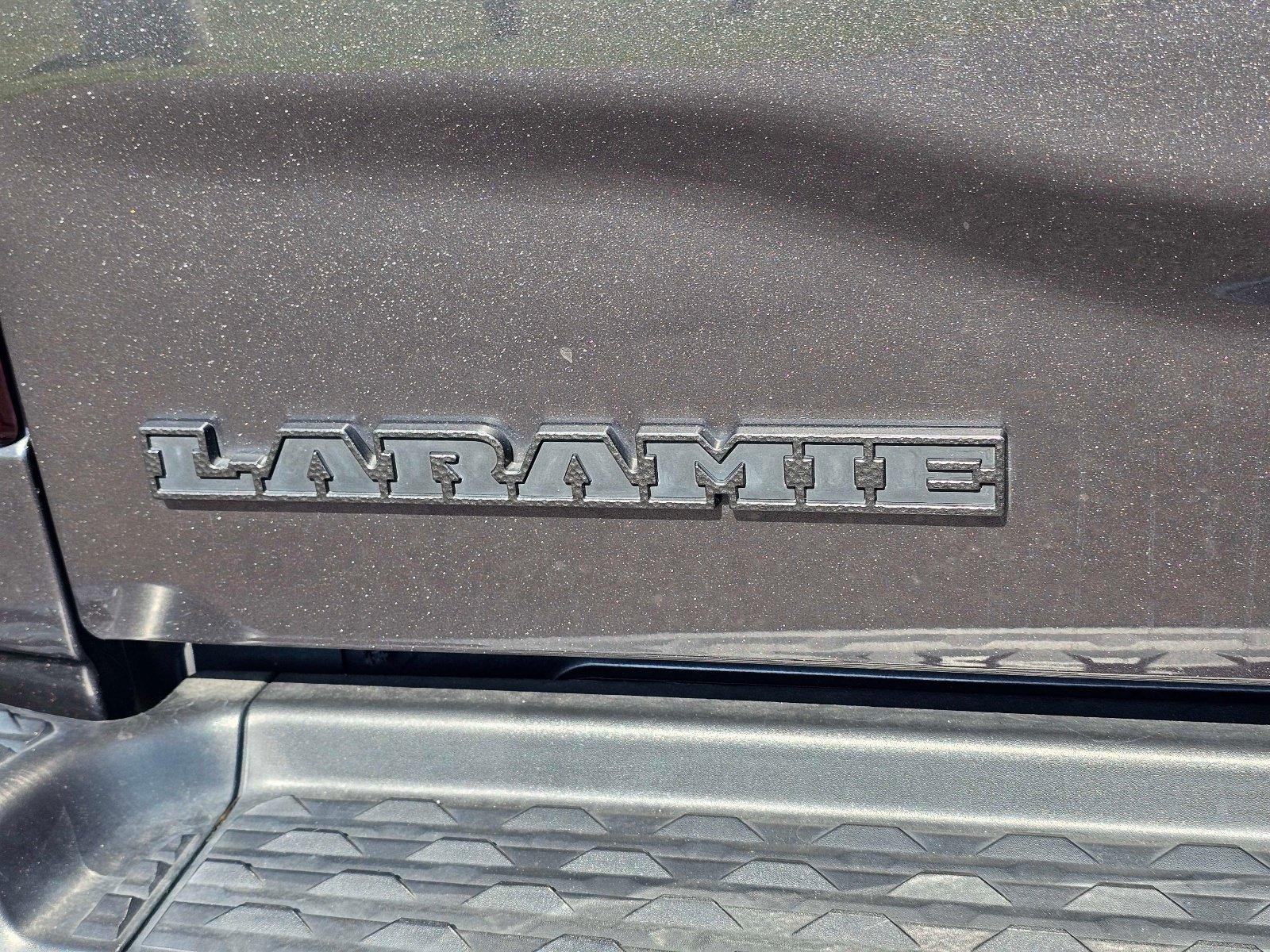 Used 2022 RAM 3500 Laramie w/ Night Edition AWD/4WD image 12