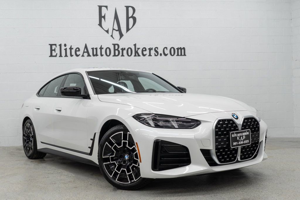 Used 2025 BMW 430i xDrive w/ M Sport Package image 53
