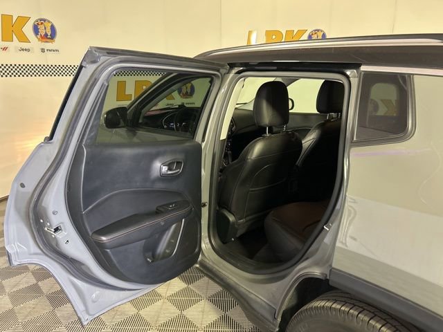 Used 2021 Jeep Compass Limited AWD/4WD image 31