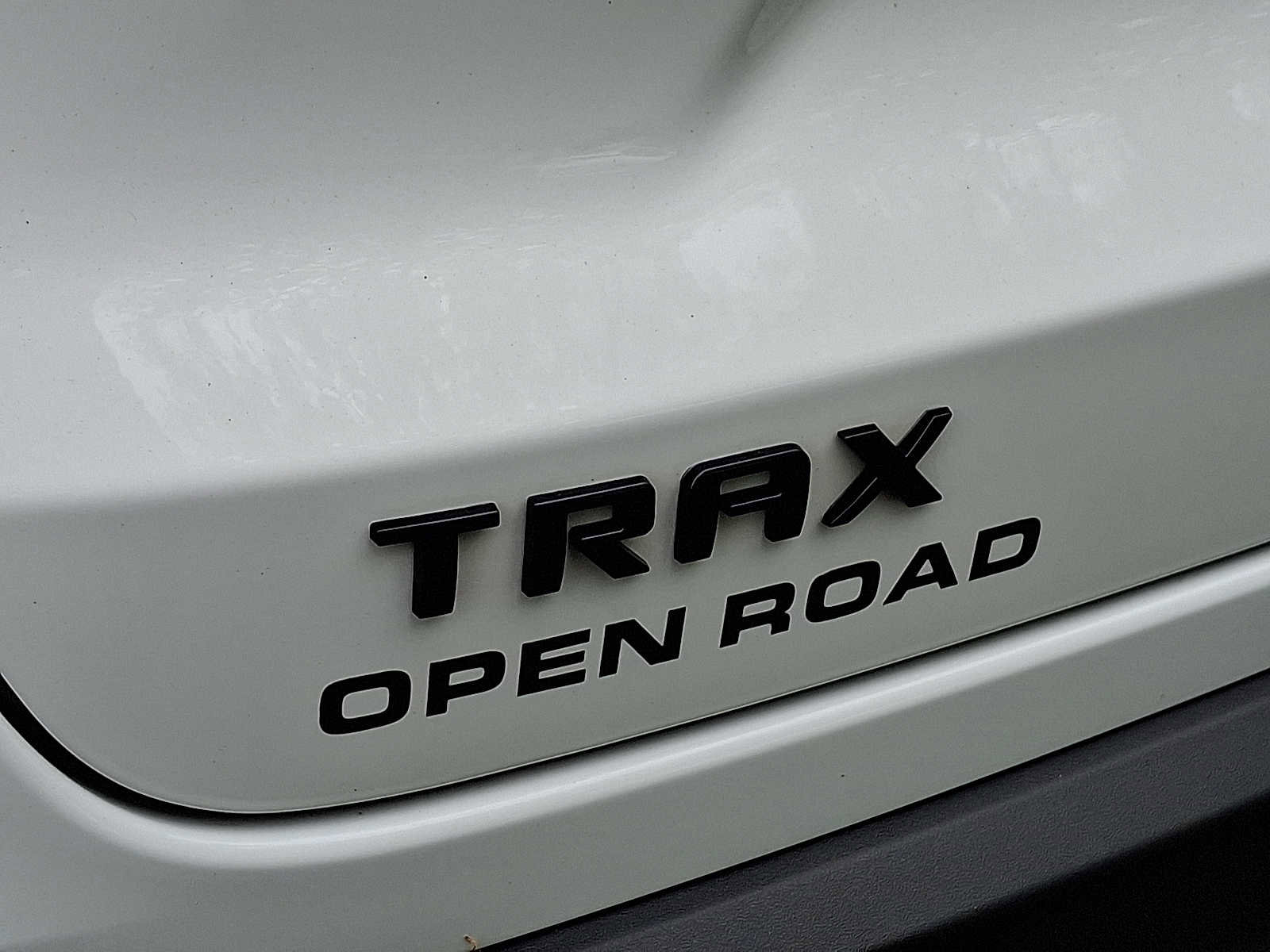 Used 2025 Chevrolet Trax RS w/ Sunroof Package FWD image 31
