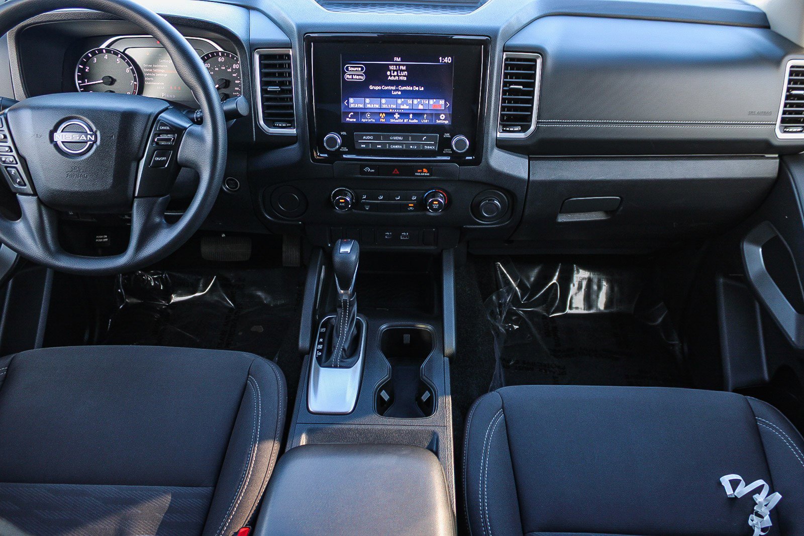 Used 2024 Nissan Frontier SV image 13