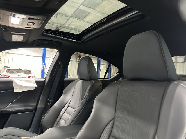 Used 2025 Lexus IS 350 F Sport w/ Navigation Package AWD/4WD image 20