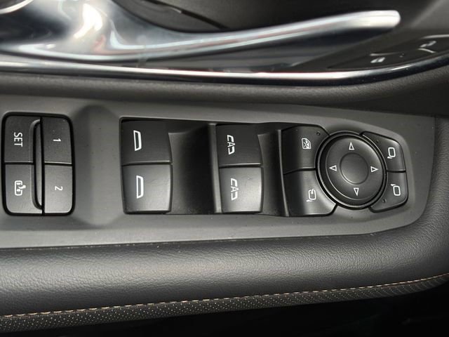 Certified 2022 GMC Yukon AT4 w/ AT4 Premium Plus Package image 4