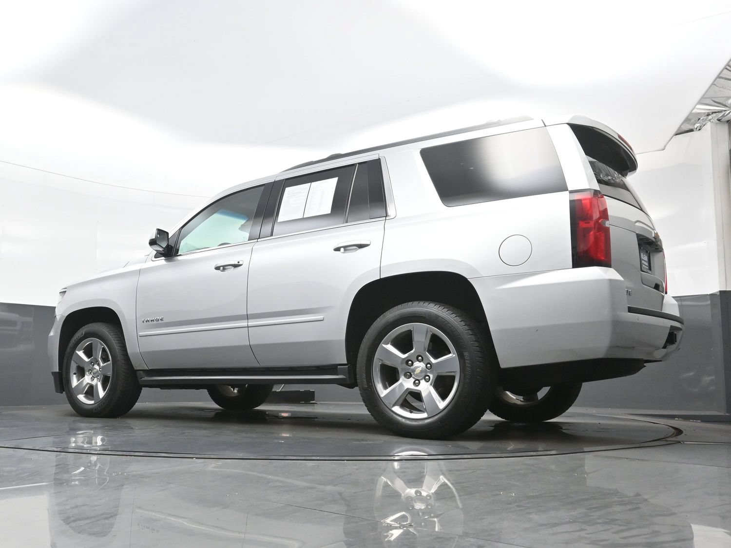 Used 2017 Chevrolet Tahoe LS w/ All-Season Package AWD/4WD image 28