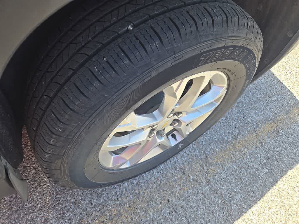 Used 2019 Chevrolet Traverse LS FWD image 6