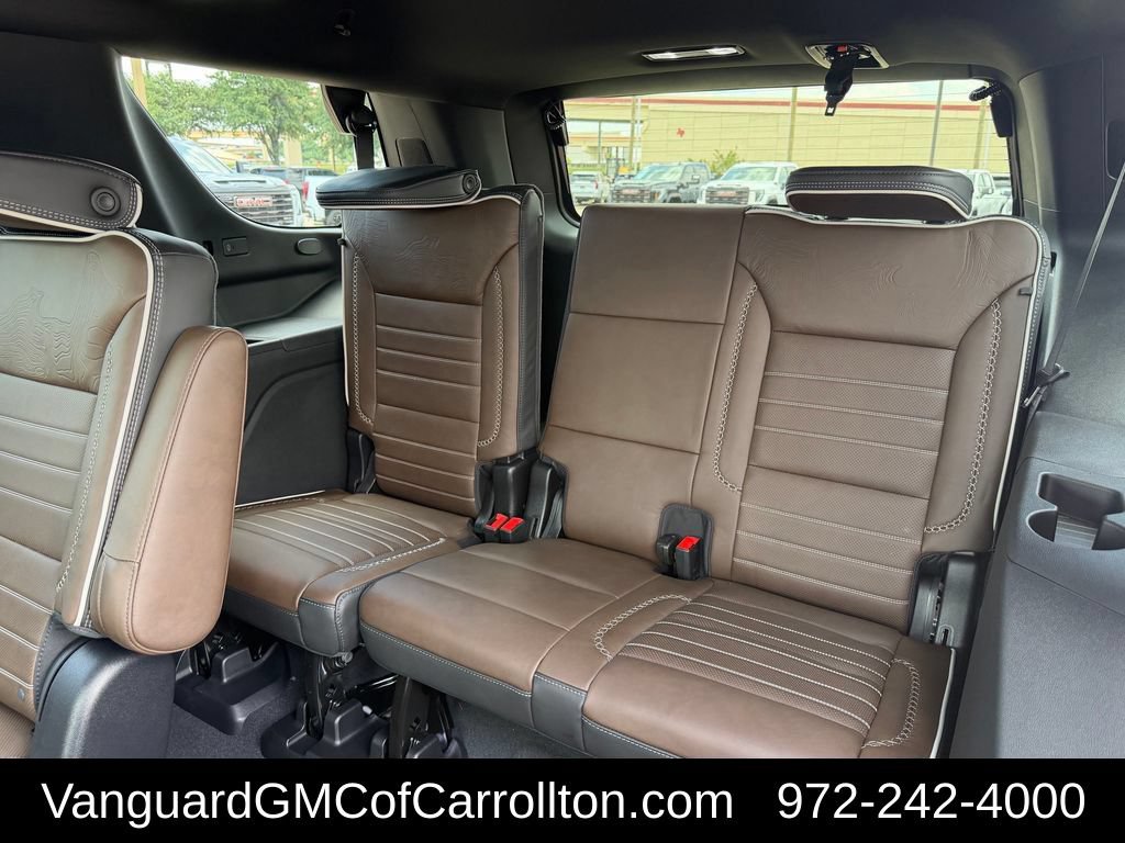 New 2026 GMC Yukon Denali Ultimate AWD/4WD image 26