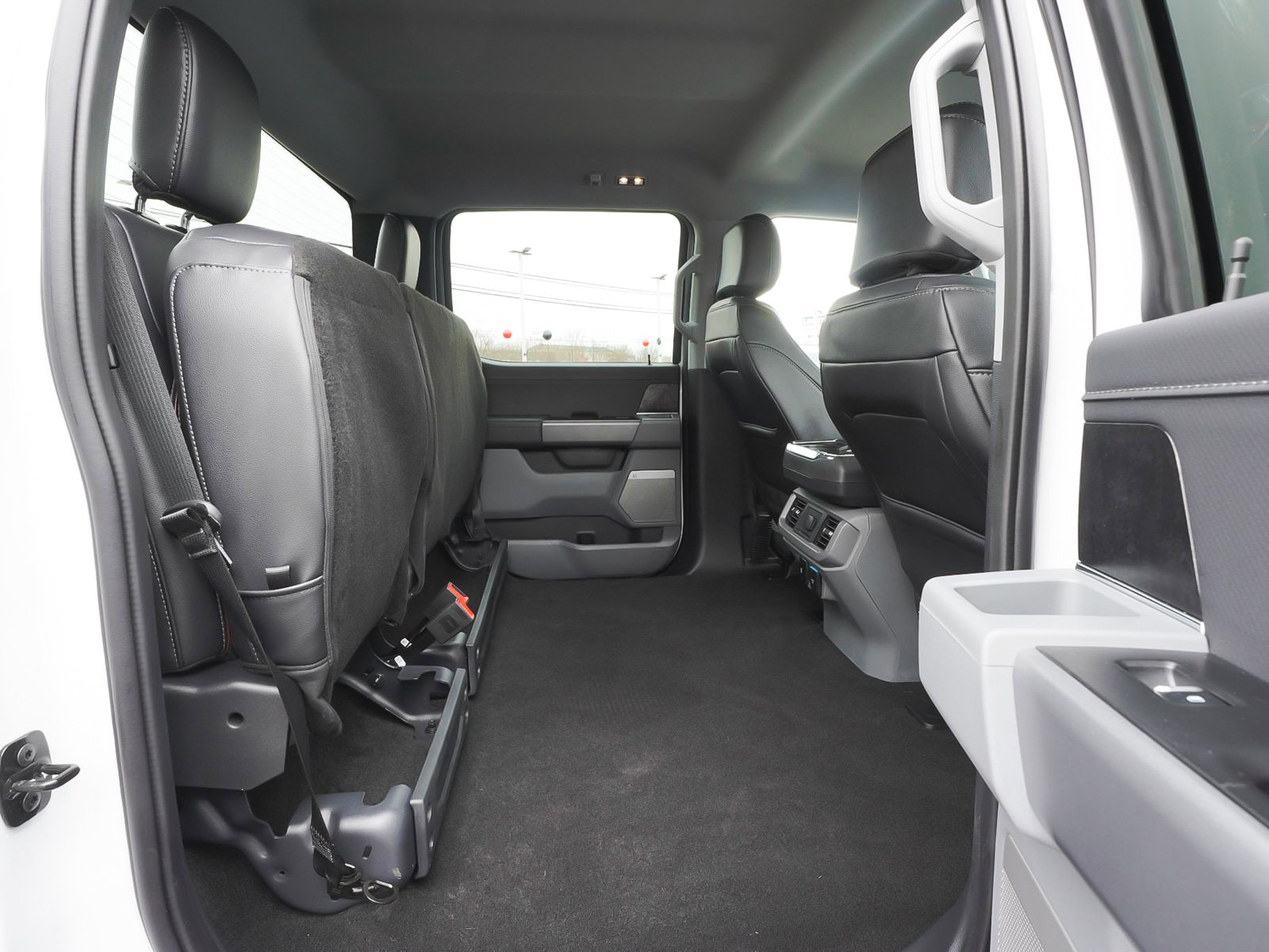 Used 2024 Ford F150 Lightning Flash w/ Max Trailer Tow Package image 37