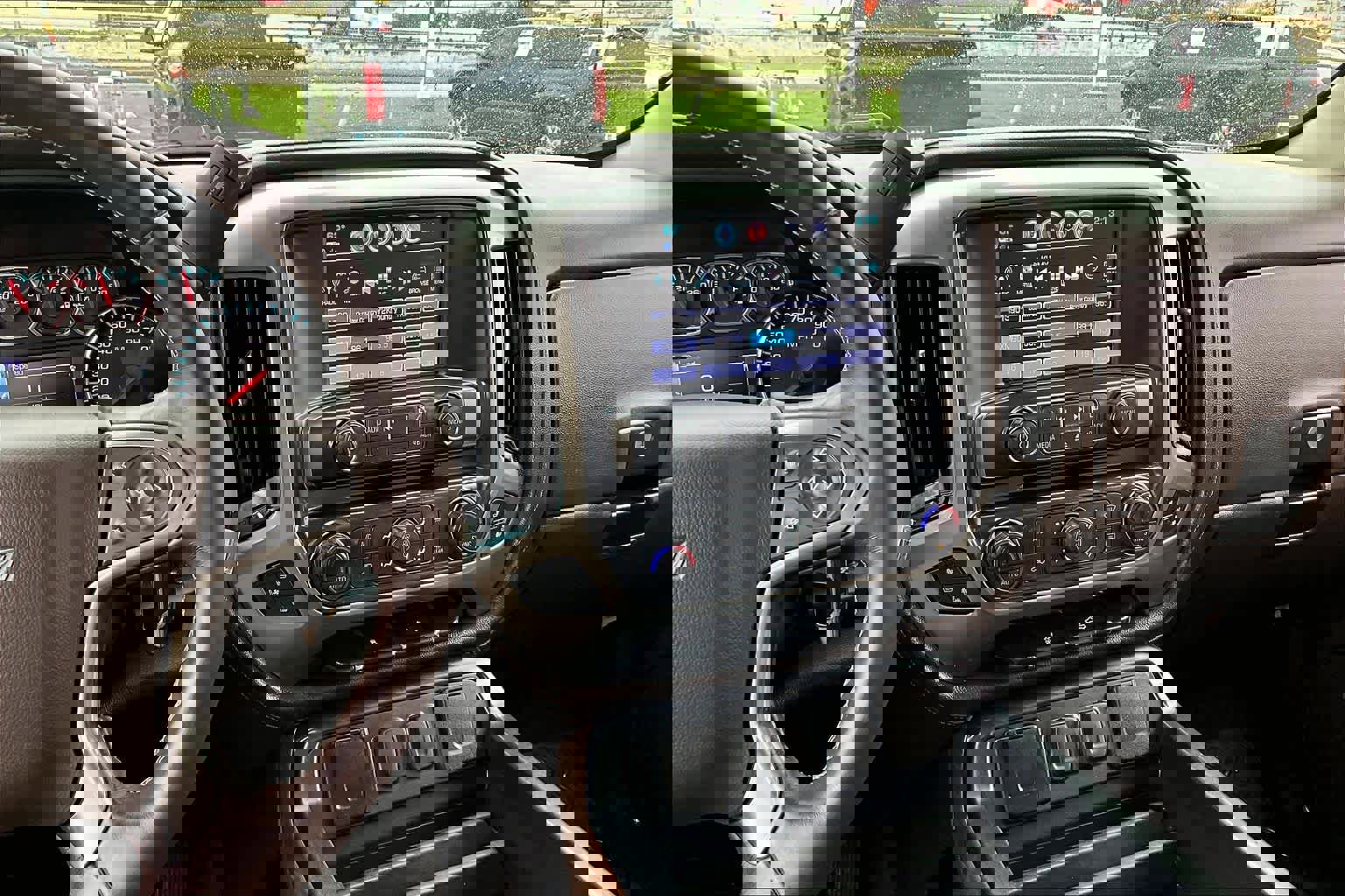 Used 2018 Chevrolet Silverado 1500 LTZ w/ Texas Edition RWD image 7