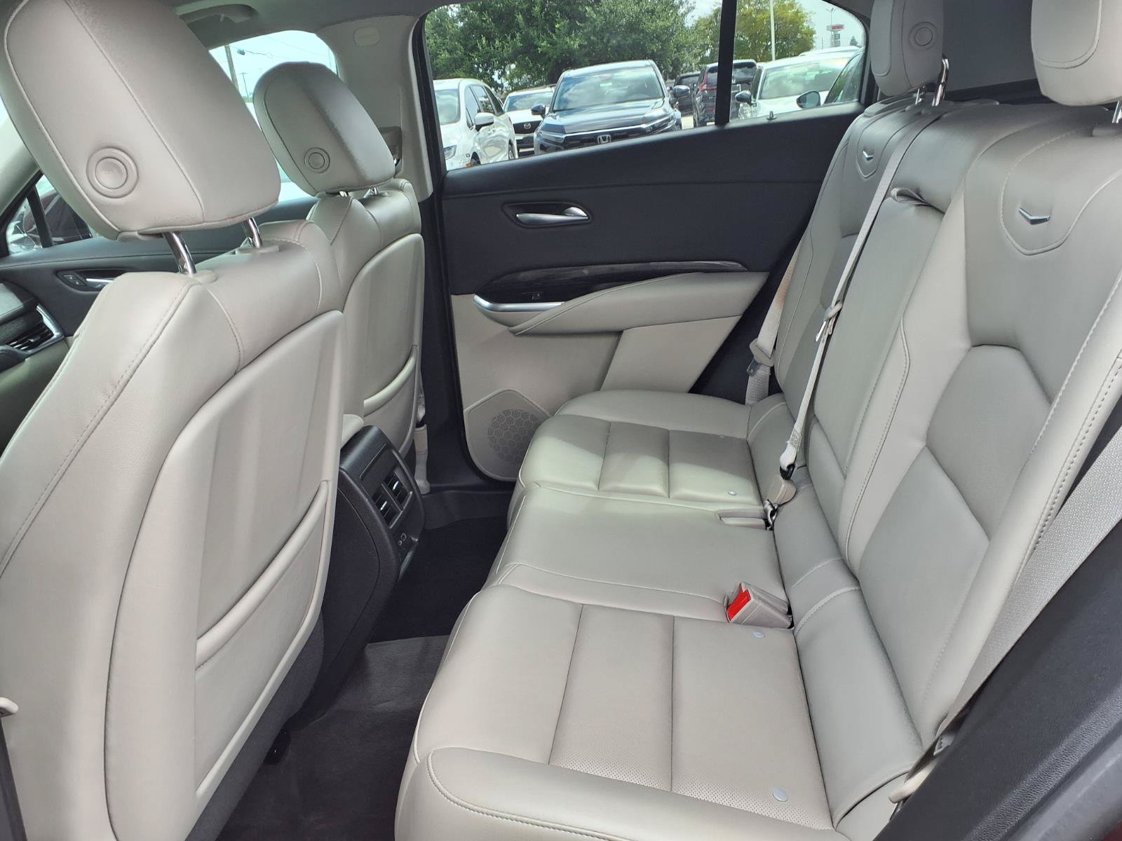 Used 2022 Cadillac XT4 Premium Luxury FWD image 18