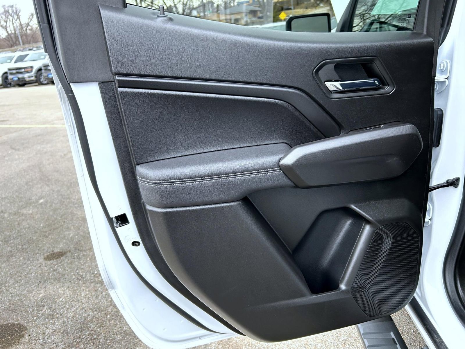 Used 2024 Chevrolet Colorado LT w/ LT Convenience Package image 20