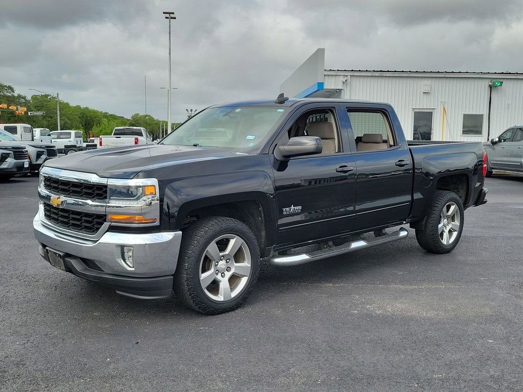 Used 2018 Chevrolet Silverado 1500 LT w/ Texas Edition RWD image 12