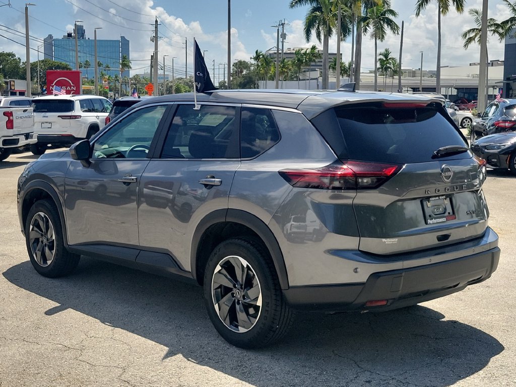 Certified 2024 Nissan Rogue SV AWD/4WD image 10