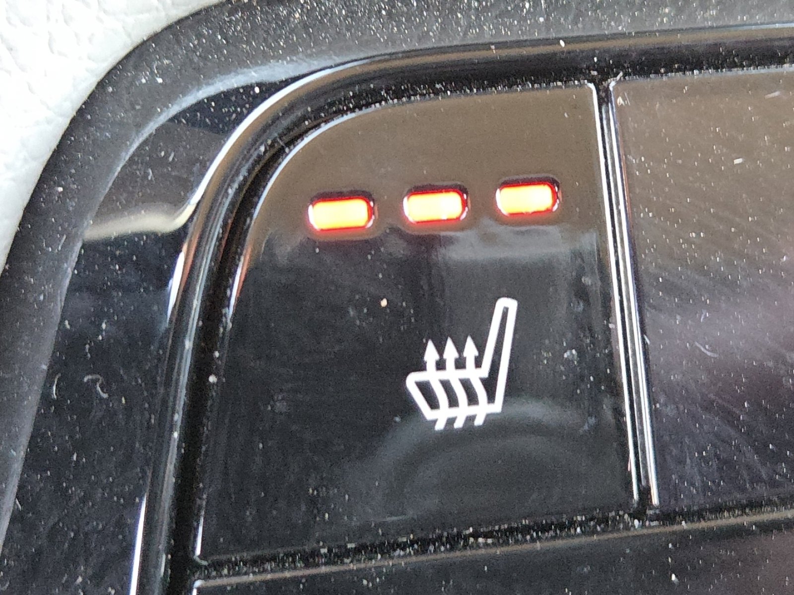 Used 2025 Honda Pilot Touring image 9