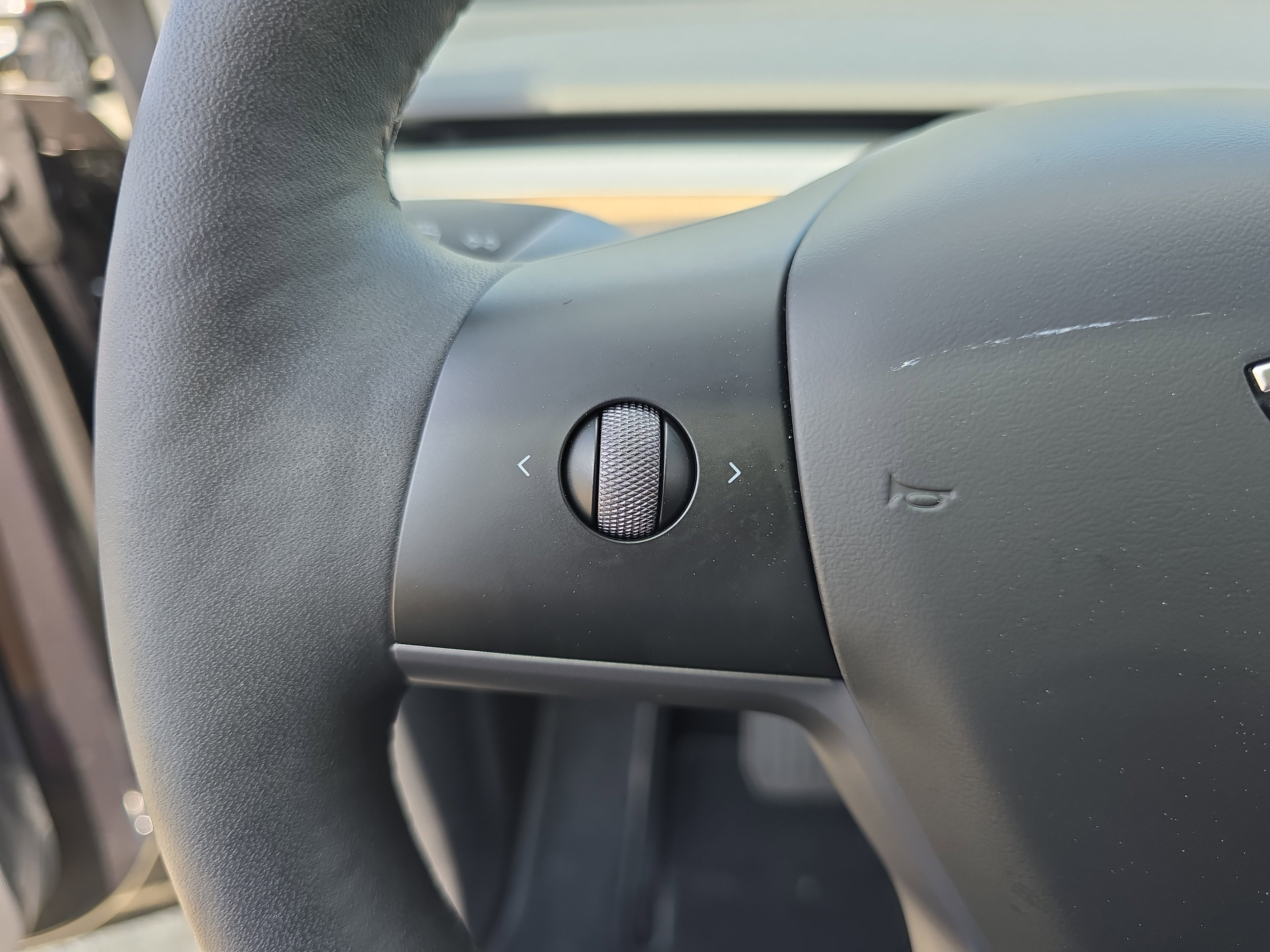 Used 2024 Tesla Model Y Long Range image 17