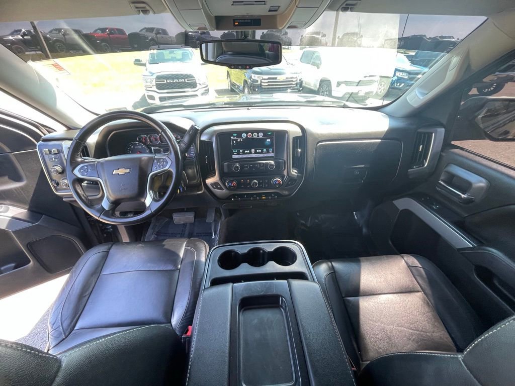Used 2018 Chevrolet Silverado 1500 LT w/ All Star Edition AWD/4WD image 3