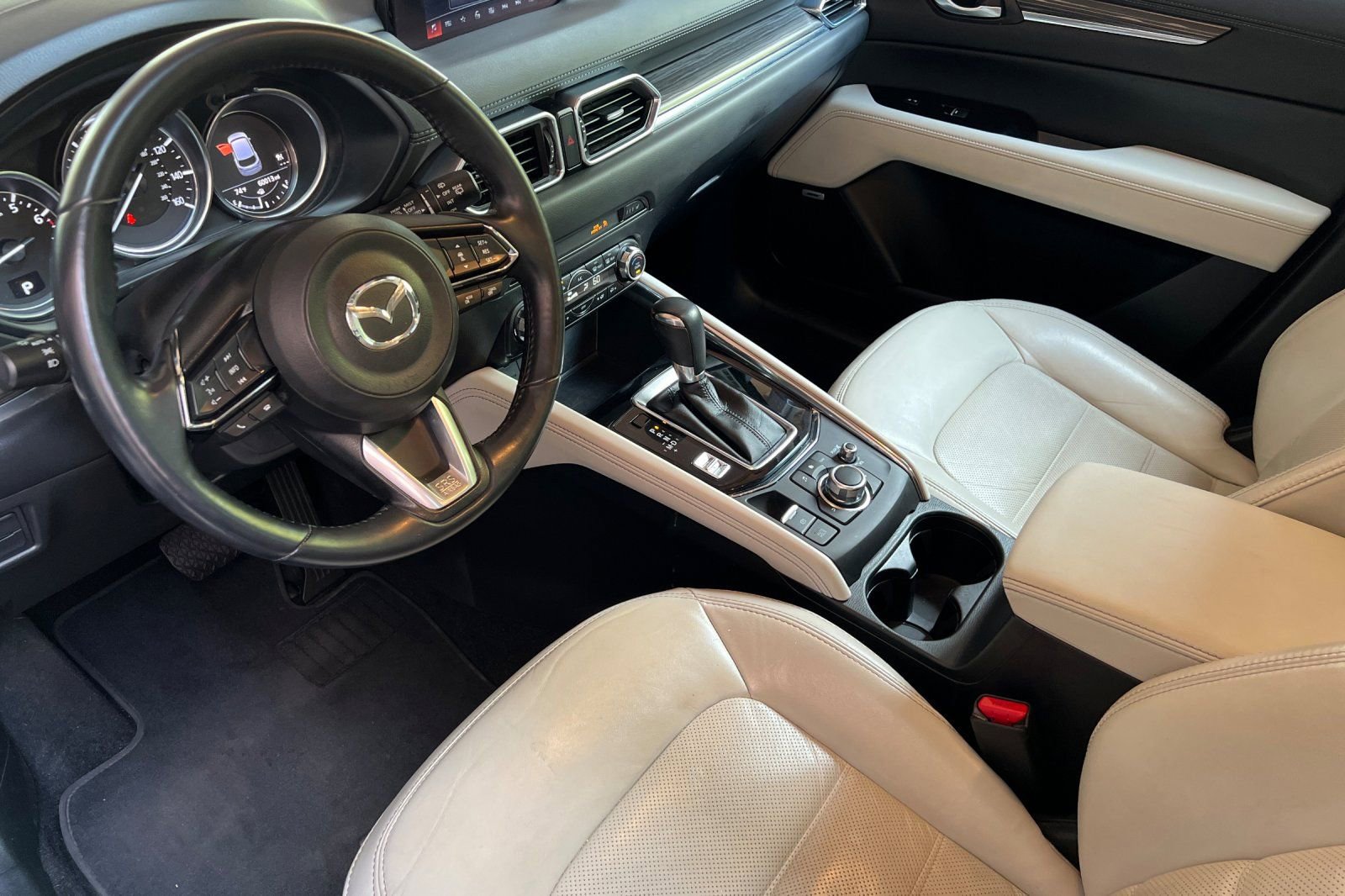 Used 2018 MAZDA CX-5 Grand Touring w/ Premium Package image 11